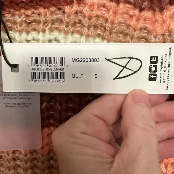 MinkPink NWT’s striped long sleeve sweater. Size small - Picture 5 of 7